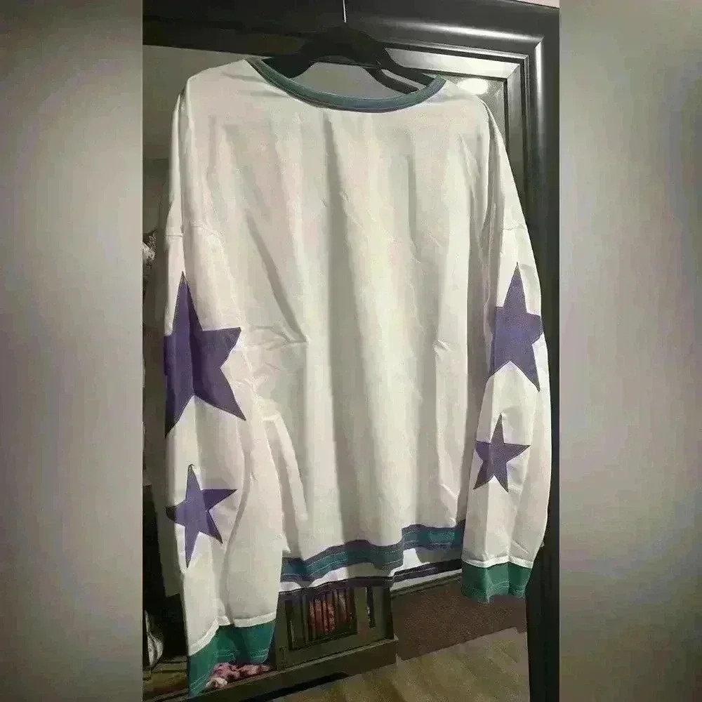 Star Sweatshirt - Picture 4 of 6